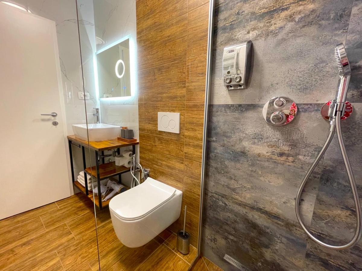 Апартаменты Happy Casa Isola Grande Изола Экстерьер фото